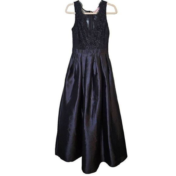 Prom Girl navy blue lace top sleeveless gown. Size S. - Picture 1 of 5